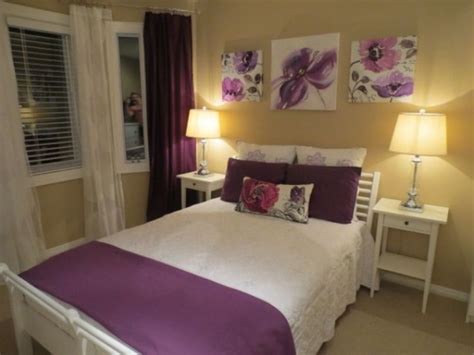 Nice Accent Purple And Yellow Bedroom Decorating Ideas : Warm and Relaxing Room with Purple and ...