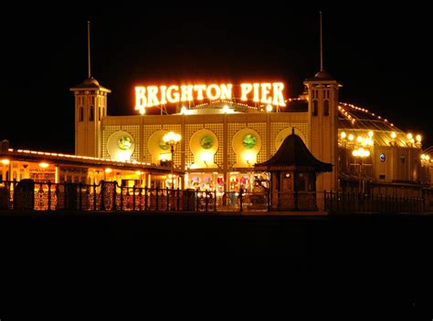 Brighton Pier at night by js2009 on DeviantArt