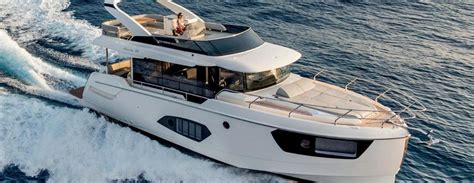 Small & Mini Yachts for Sale | Small Luxury Yachts | YATCO