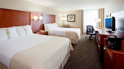 Holiday Inn Oakville Centre, an IHG Hotel Oakville, Ontario, CA ...