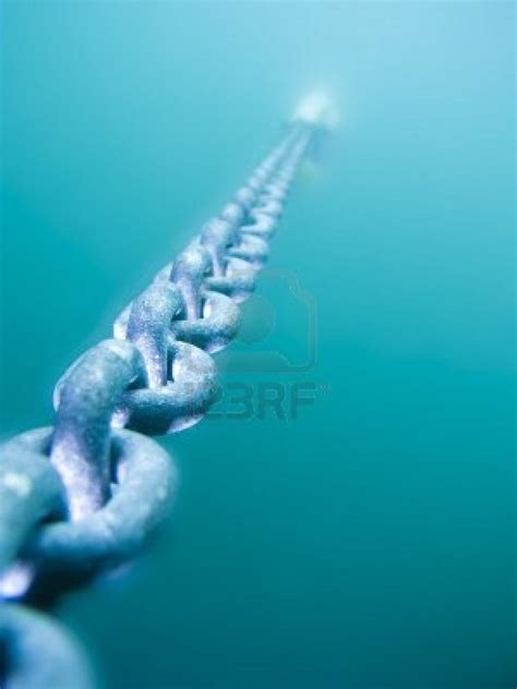 shallow focus view of underwater anchor chain | Anchor chain, Chain, Underwater