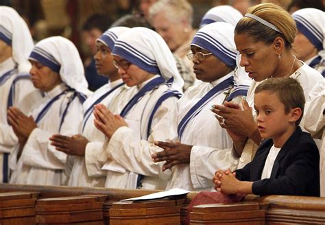 Local Catholics celebrate Mother Teresa’s canonization - Chicagoland ...