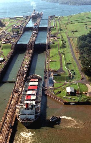 Canal De Panama, Bridge Between the Pacific and Atlantic Oceans | Found The World