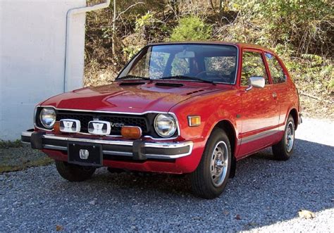 Honda Civic 1972 - Cars evolution