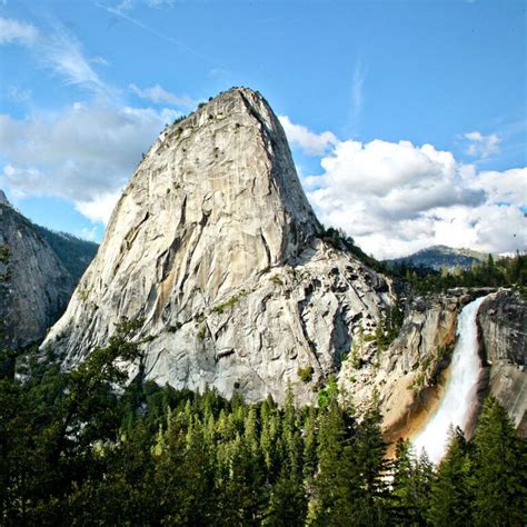 11 Best Hikes in Yosemite National Park You Can't Miss » California Yosemite Hikes, Yosemite ...