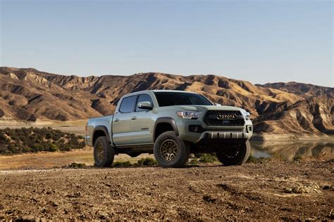 Toyota Tacoma technical specifications and fuel economy