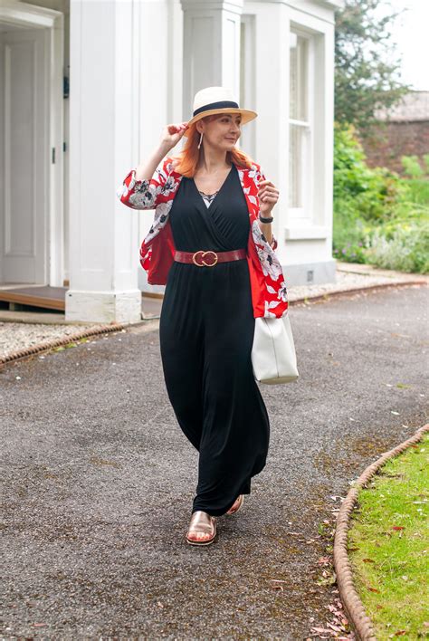 12 Outfits to Wear With a Genuine Panama Hat - Not Dressed As Lamb