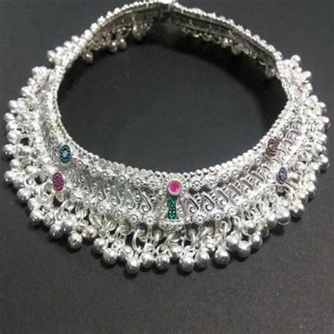 Silver Ladies Bridal Wear Payal at best price in Rajkot | ID: 19708192597