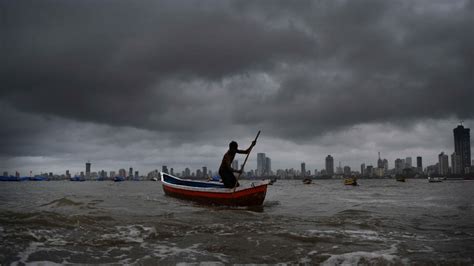 Monsoon 2020: Monsoon Rains Start To Fade In August, But Kharif Acreage ...