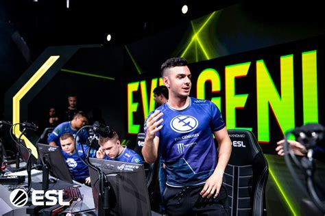 Who is Tarik? History, Twitch earnings, age, setup - Dot Esports