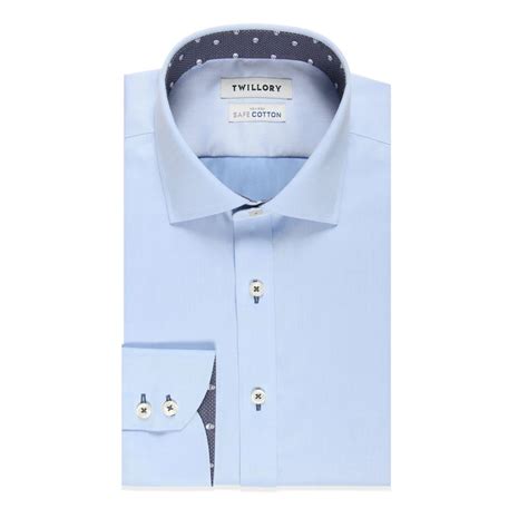 9 Best Athletic Fit Dress Shirts For Men - The Guy's List