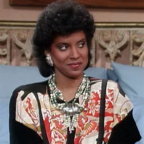 CLAIR HUXTABLE: MOM STYLE ICON