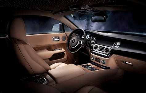 Rolls-Royce Wraith Interior - Car Body Design