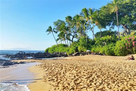 Makena Cove beach aka path to hidden Secret Cove in Maui (Paako Cove)🌴 ...