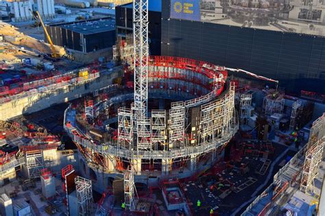 Cadarache sous contrôle : bilan 2016 de l'ASN Marseille et de la DIRECCTE PACA pour ITER