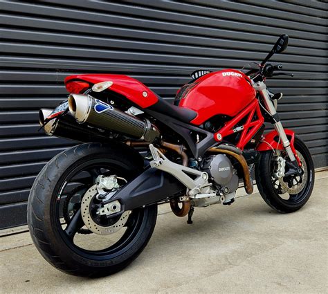 2008 DUCATI MONSTER 696 - Shop