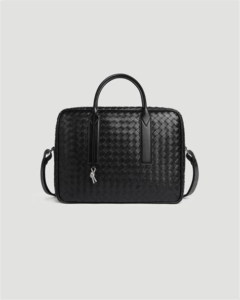 Leather weekender bag in Black - All-U-Re