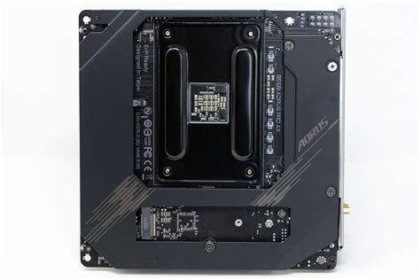 Gigabyte B550I AORUS Pro AX Review - Board Layout | TechPowerUp