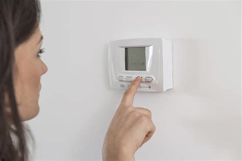 How to Set a Thermostat the Right Way | Heating and Air Conditioning ...