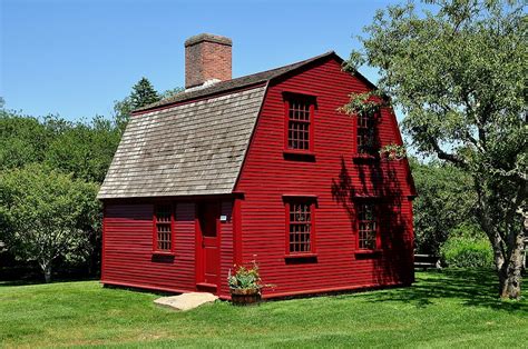 Gambrel Roof Styles: Great for Houses, Barns, Sheds (Design Types & Benefits) | Brava Roof Tile