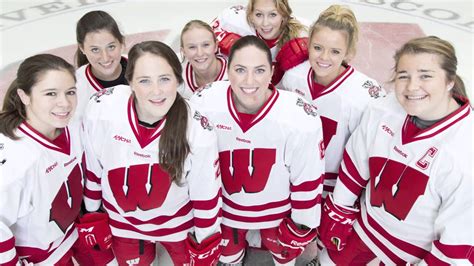 Wisconsin Hockey Weekly - YouTube