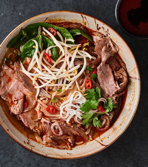 spicy beef noodle soup - vietnamese style - glebe kitchen