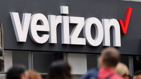 Verizon Stock (NYSE: VZ) Nearing Plunge - Unseen Opportunity