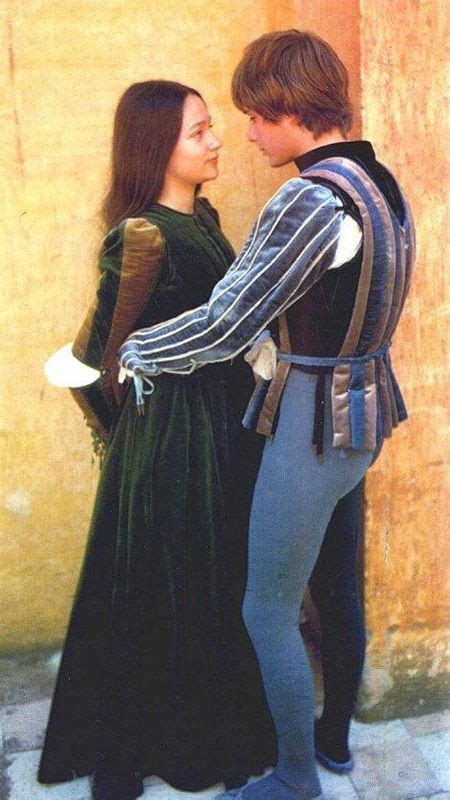 Romeo And Juliet Costumes, Film Romeo And Juliet, Romeo Costume, Leonard Whiting, Olivia Hussey ...