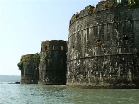 Murud Janjira: Popular Tourist Attraction In Maharashtra | Mumbai Orbit