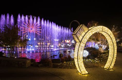 Gatlinburg Christmas Lights 2024-2025 - Rove.me