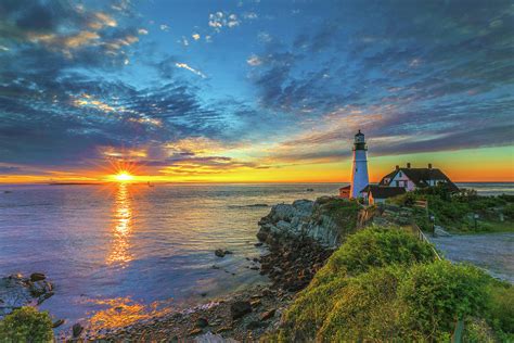 Portland Head Lighthouse Maine Sunrise Photograph by Juergen Roth ...