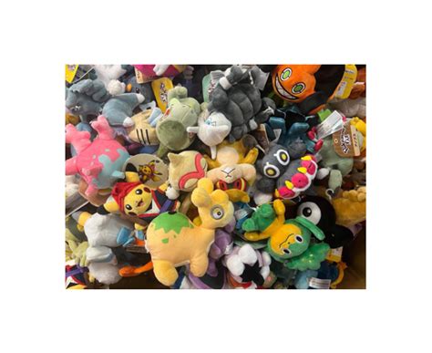 Pokemon Center Plushes (Random 1 Plush) – Zenpan