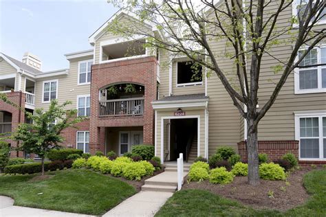 Lakeside Apartments - Centreville, VA | Apartment Finder