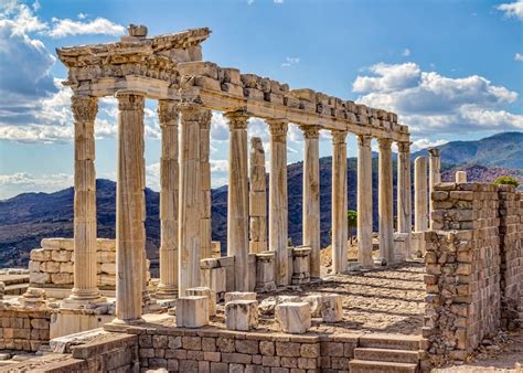 Pergamon Acropolis & Asclepion private tour | Audley Travel UK