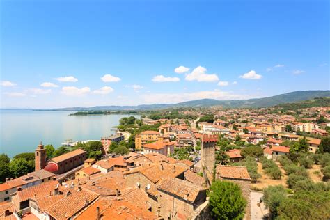 Discover Lake Trasimeno: Guide to Lake Trasimeno - Blog by Bookings For You