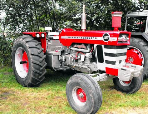 Massey-Ferguson 1100 | Tractors, Tractor pictures, Massey ferguson tractors