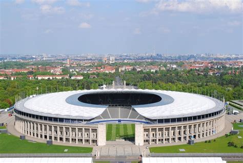 Hertha Berlin Old Stadium / Olympiastadion Hertha Bsc Berlin The ...