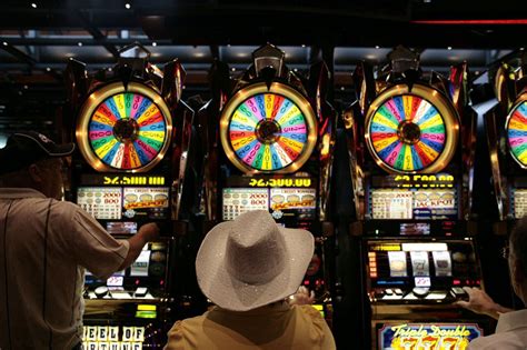 Pennsylvania casinos raked in $3.1 billion last fiscal year as table games show strong hand - nj.com