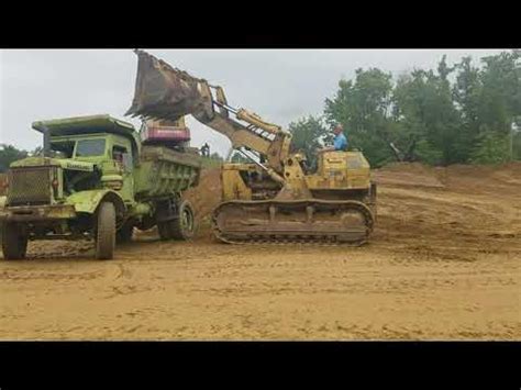 Matt from Diesel Creek on his Cat 977 - YouTube