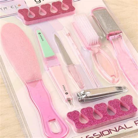 9 Pcs Manicure Pedicure Kit Gift Set Price in Pakistan - View Latest Collection of Manicure Kits ...