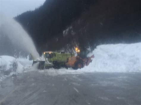 I-90 Snoqualmie Pass on Twitter: "Photo from crews taken at 4:30 on EB, WB has about 4 of these ...