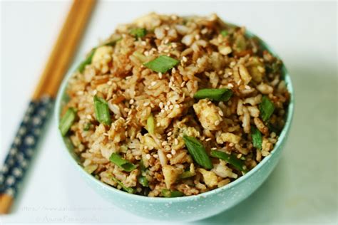 Gyeran Bokkeumbap: Korean Egg Fried Rice - ãhãram