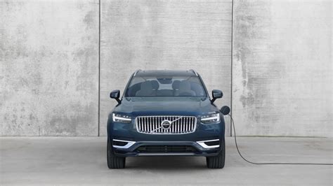 Volvo XC 90 Recharge Plug-in Hybrid - Sensible and Stylish!