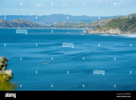 Okitu & Wainui beaches, popular East Coast surfing beaches near ...