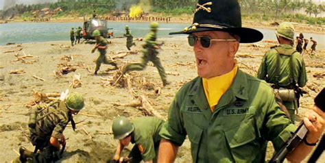 Apocalypse Now ***** (1979, Martin Sheen, Dennis Hopper, Marlon Brando ...