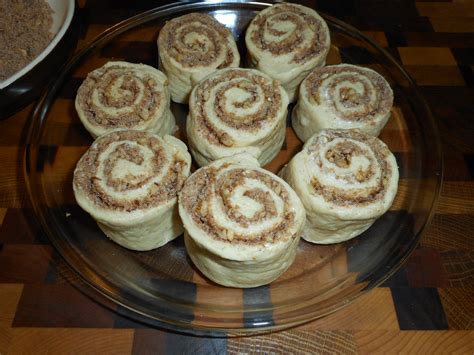 Low Carb Carbalose Cinnamon Walnut Rolls - Diabetic Chef's Recipes