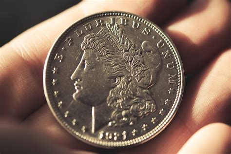 Free Photo | American one dollar coin