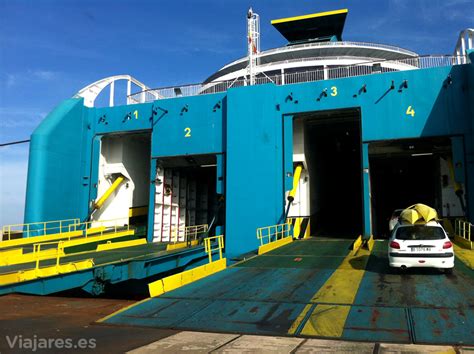 Así es viajar con ferry de Baleària a las Islas Baleares | Viajares