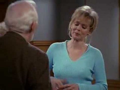 BeBe Glazer tries to quit smoking - Frasier video - Fanpop