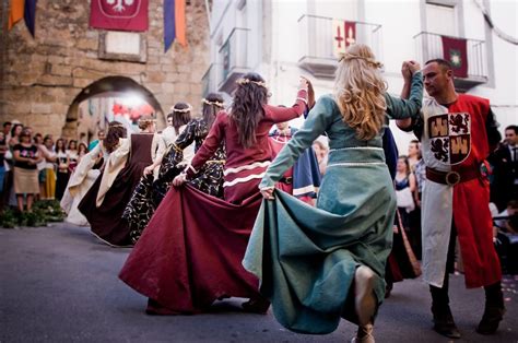 Medieval dance by Jose María Adrover Montemayor, via 500px | Dancing aesthetic, Medieval ...